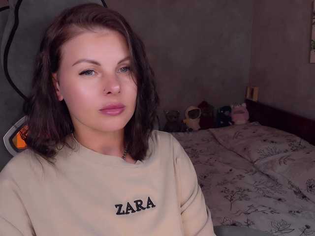 LiluDallass live cam on 