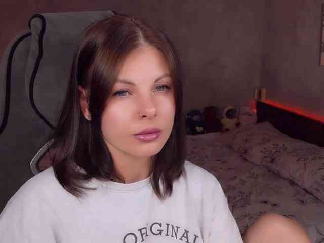 LiluDallass Live Webcam on BongaCams