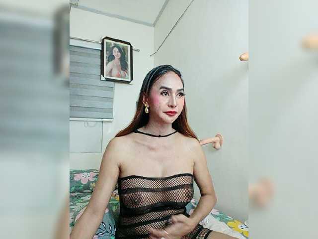 yourLOVEts live webcam show