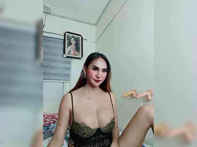yourLOVEts Live Webcam on BongaCams