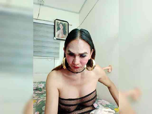yourLOVEts Live Webcam on BongaCams