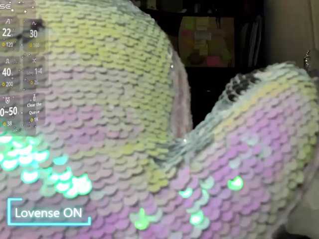 MiaSweety live cam on BongaCams