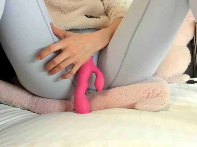 MiaSweety live cam on BongaCams