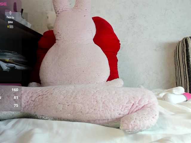 MiaSweety live cam on BongaCams