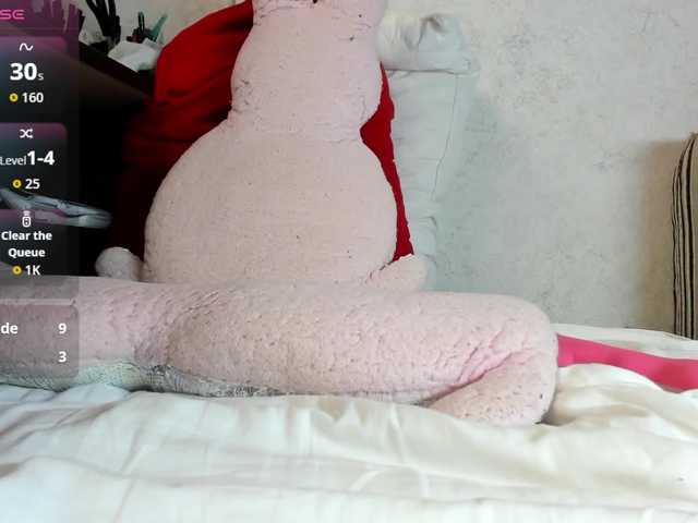 MiaSweety live webcam show