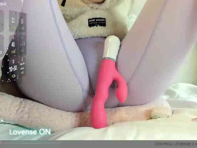 MiaSweety webcam