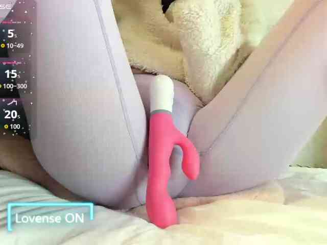 MiaSweety webcam