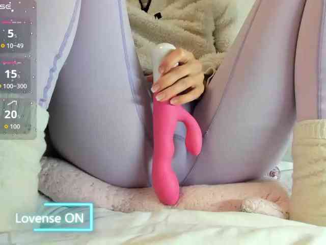 MiaSweety webcam