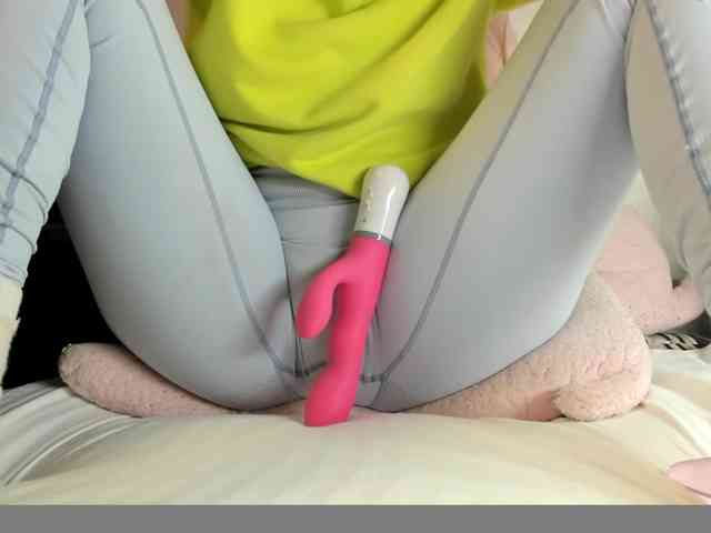MiaSweety webcam