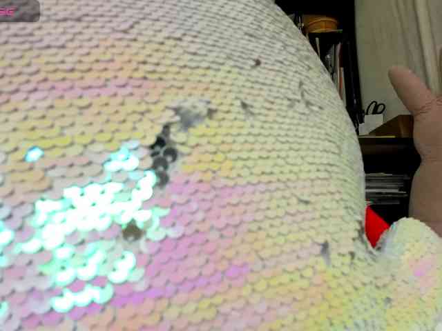 MiaSweety webcam
