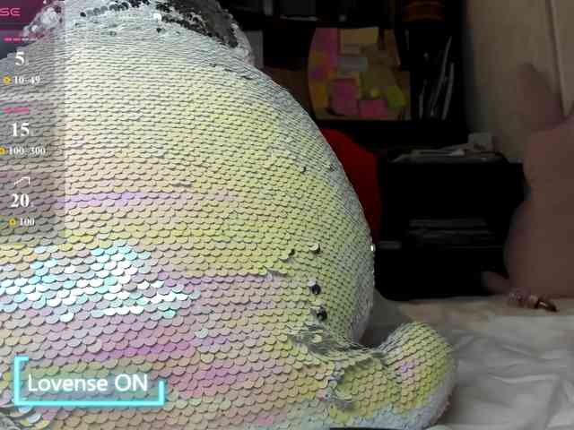 MiaSweety webcam