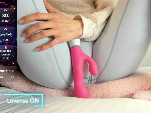 MiaSweety webcam