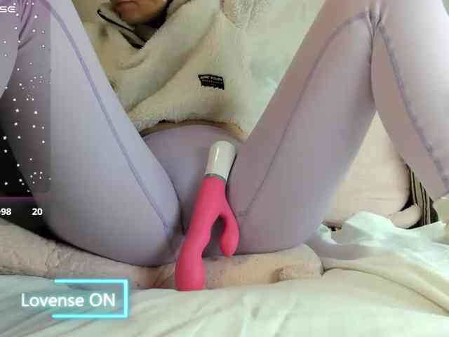 MiaSweety webcam