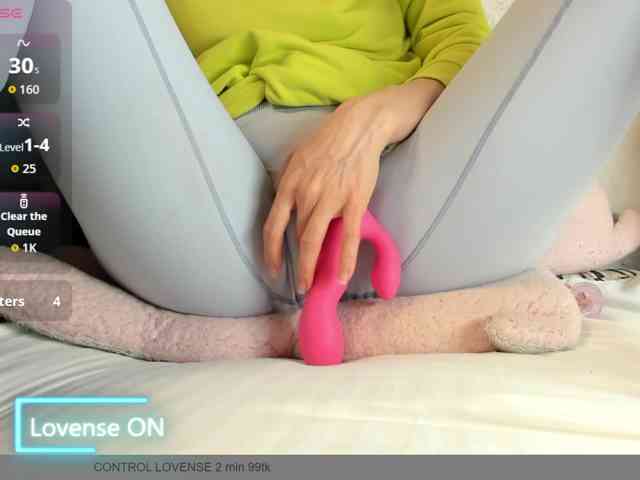 MiaSweety webcam