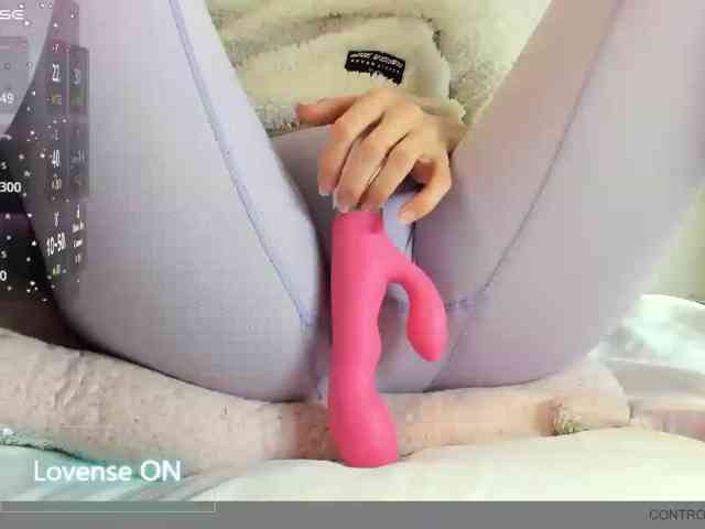 MiaSweety webcam