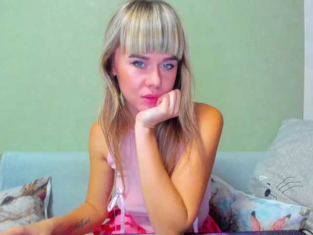 AlisaKisa93 live cam on BongaCams