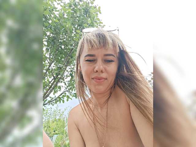 AlisaKisa93 live cam on BongaCams