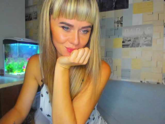 AlisaKisa93 live cam on BongaCams