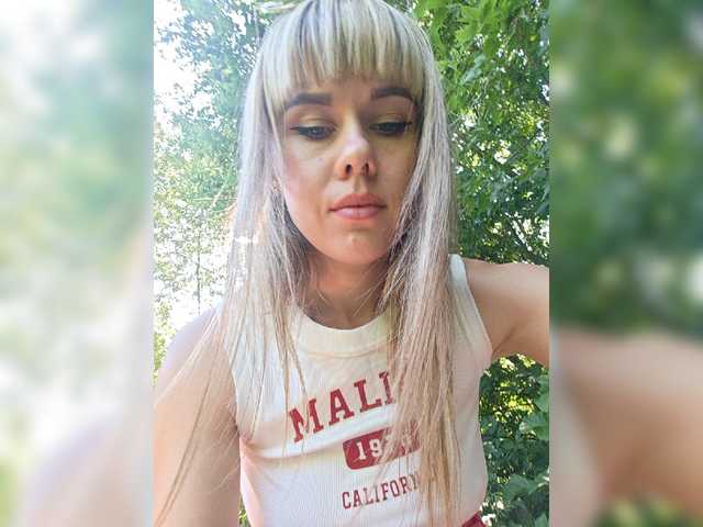 AlisaKisa93 live cam on BongaCams