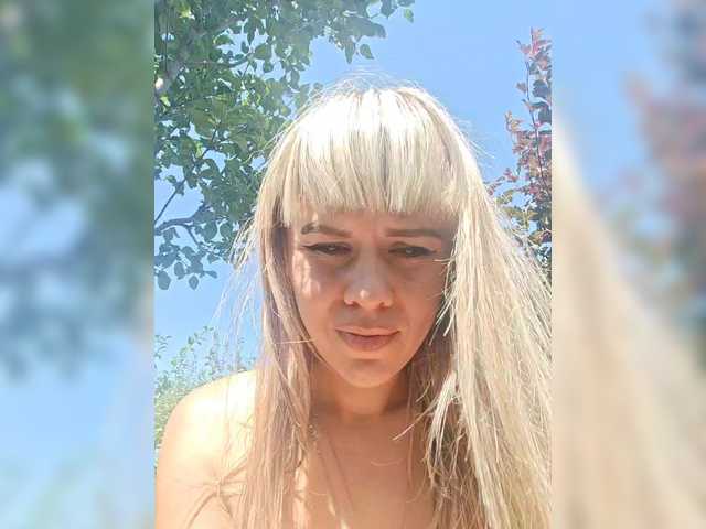 AlisaKisa93 live cam on BongaCams
