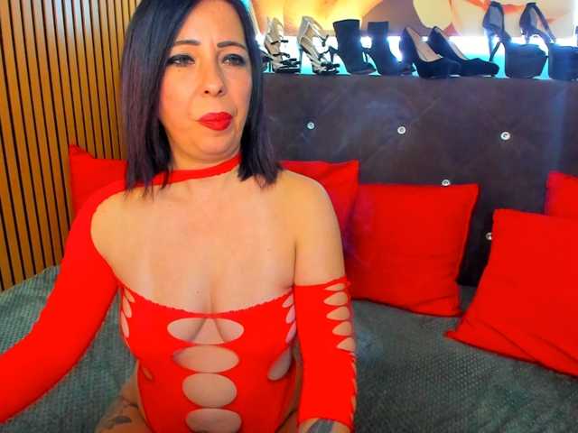 LauraSinFull
