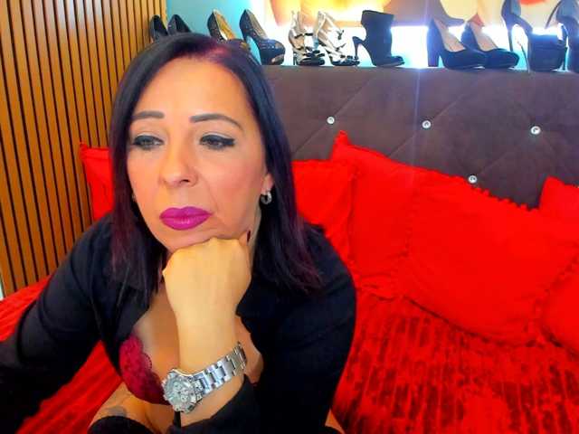 LauraSinFull live cam preview