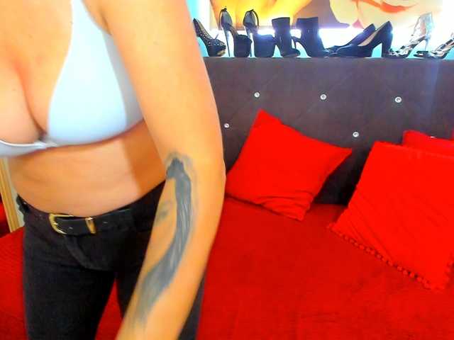 LauraSinFull