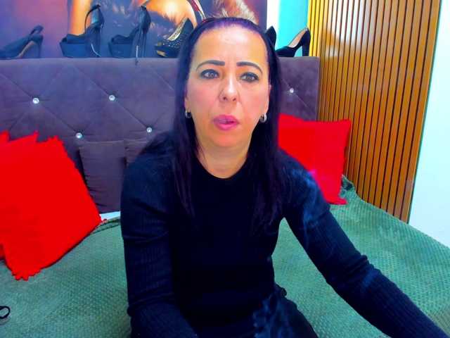 LauraSinFull