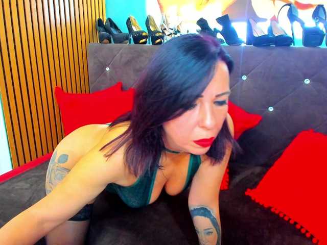 LauraSinFull