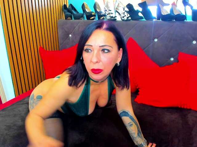 LauraSinFull