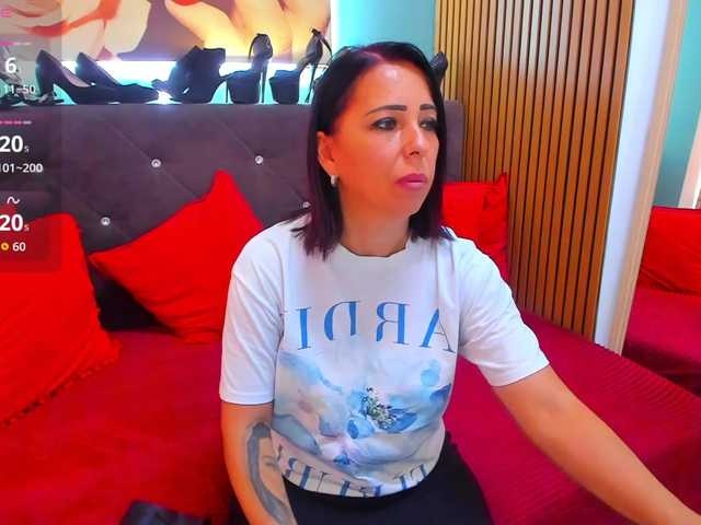 LauraSinFull