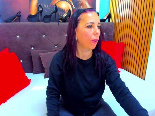 LauraSinFull