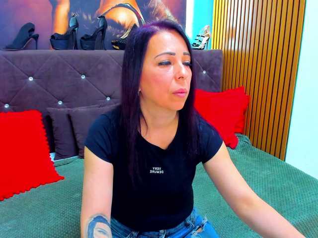 LauraSinFull