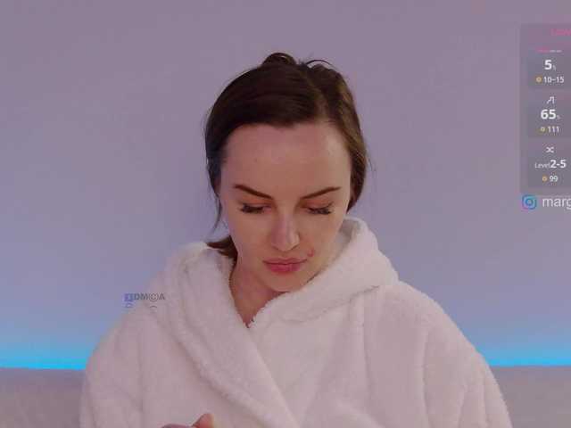 SincereLight's BongaCams show and profile