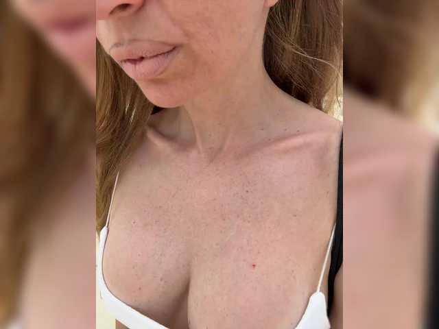 -AfricaYa- live webcam show