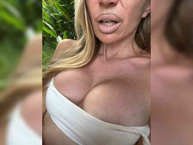 -AfricaYa- webcam