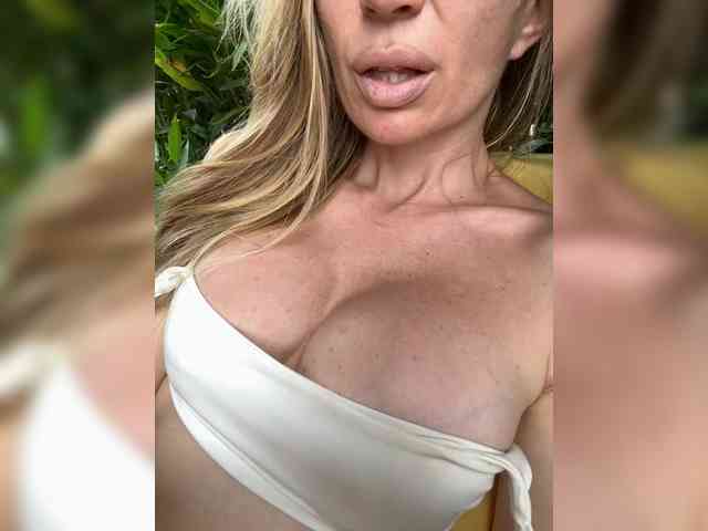 -AfricaYa- webcam