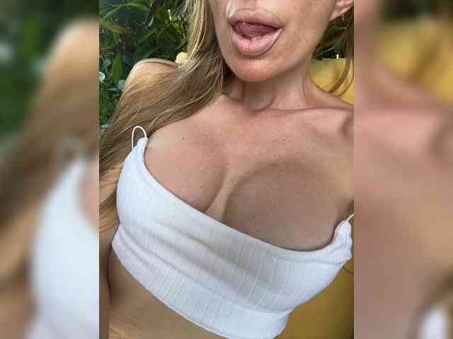 -AfricaYa- webcam