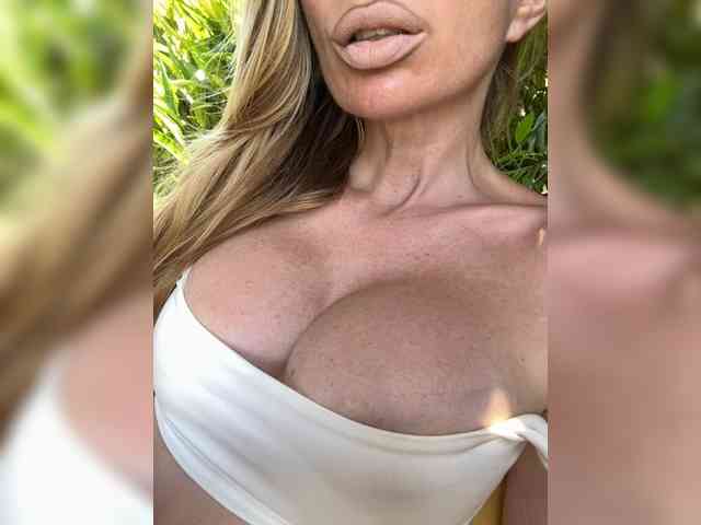 -AfricaYa- webcam
