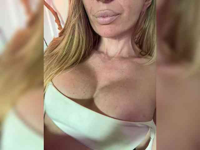 -AfricaYa- webcam