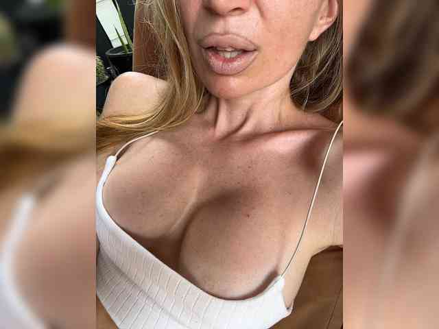 -AfricaYa- webcam