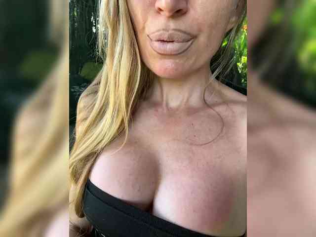 -AfricaYa- webcam