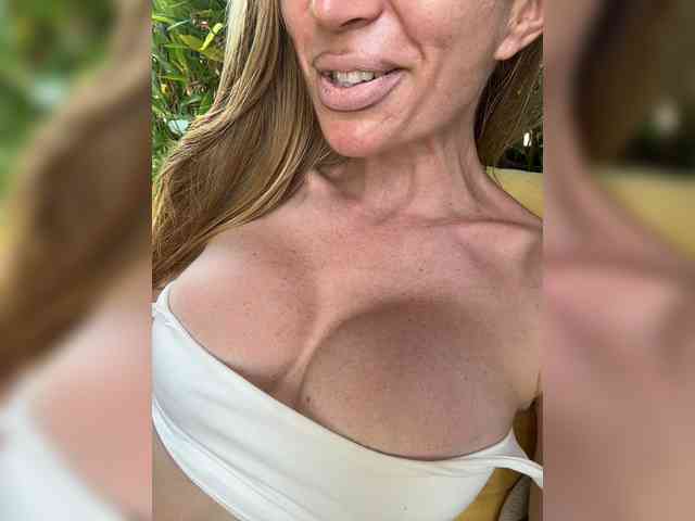 -AfricaYa- webcam