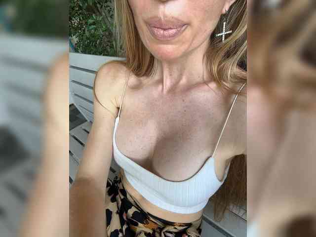 -AfricaYa- webcam