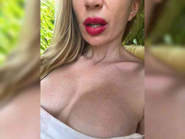 -AfricaYa- webcam