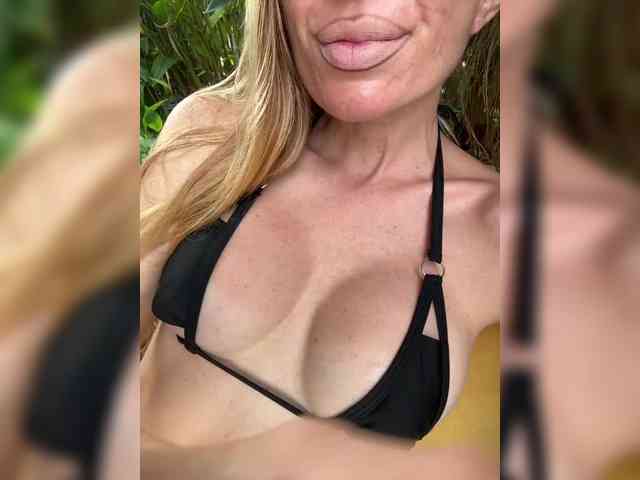-AfricaYa- webcam