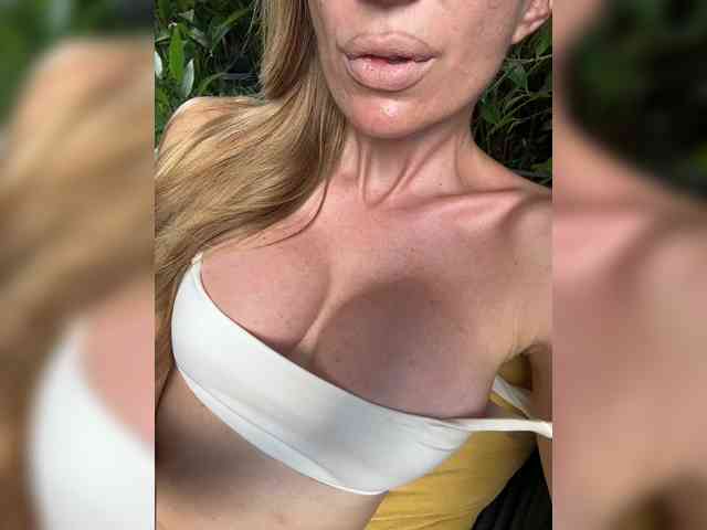 -AfricaYa- webcam