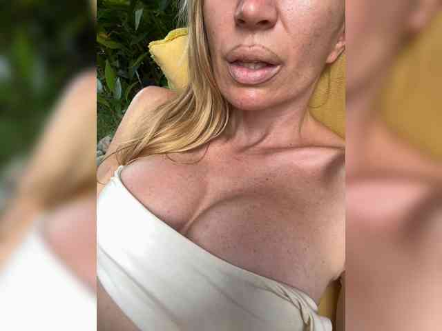 -AfricaYa- webcam