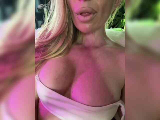 -AfricaYa- webcam