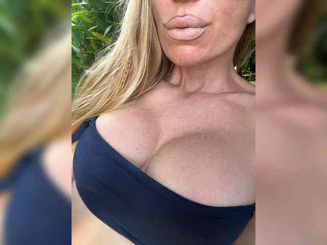 -AfricaYa- webcam